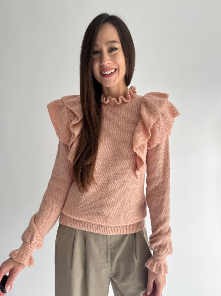 Różowy sweter z falbankami 3